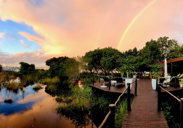 Makakatana Bay Lodge.