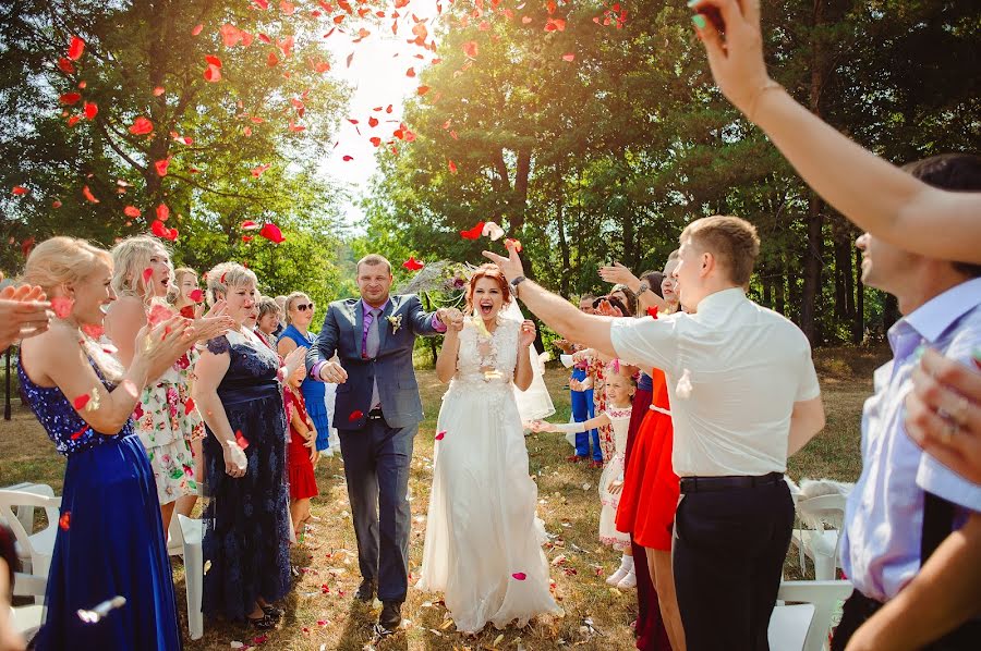 Fotograful de nuntă Vladimir Dyakonov (dyakonovphoto). Fotografia din 14 mai 2015