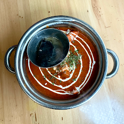 BUTTER CHICKEN WITH PLAIN BASMATI RICE AND GARLIC NAAN