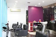 Insha Unisex Salon photo 3