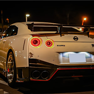 NISSAN GT-R R35