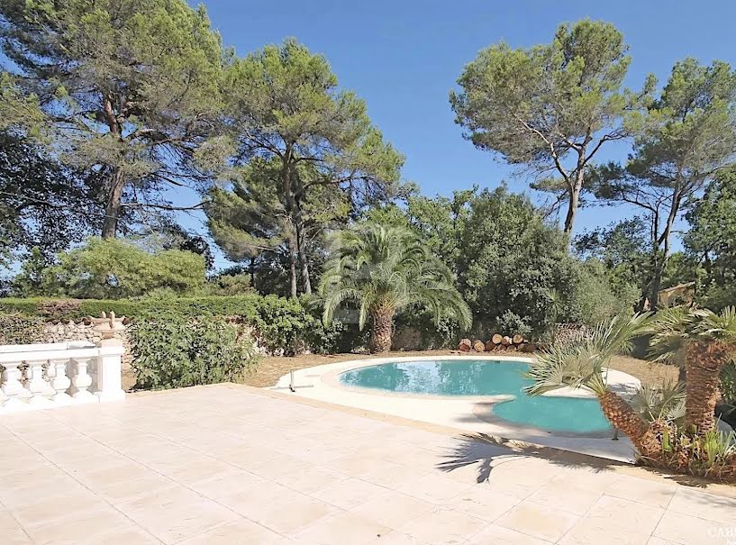Vente villa 6 pièces 206 m² à Roquefort-les-Pins (06330), 1 650 000 €