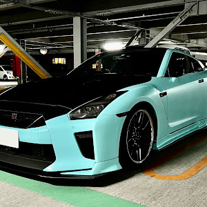 NISSAN GT-R R35