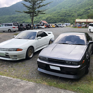 スカイライン R32