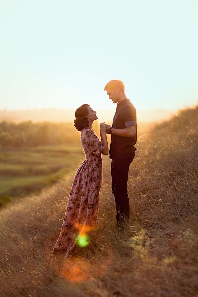 Fotógrafo de casamento Natasha Dyachkova (cockroach). Foto de 29 de julho 2015