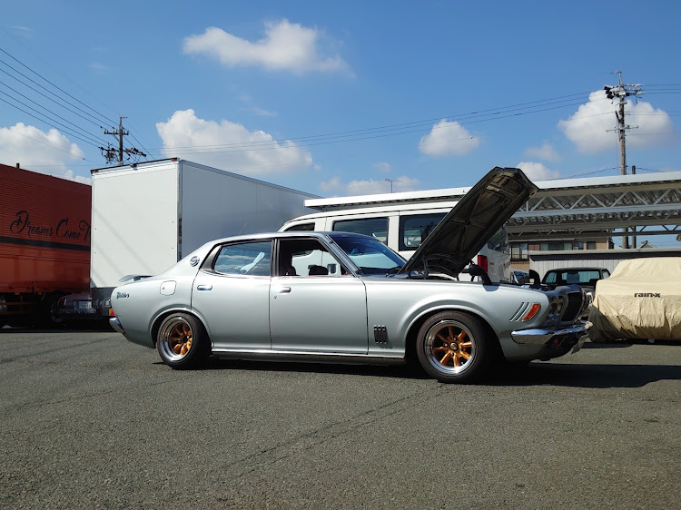 ブルーバードの旧車・サメブル・車検・RX3サバンナ・浜松ギョーザに関するカスタム事例の投稿画像1枚目