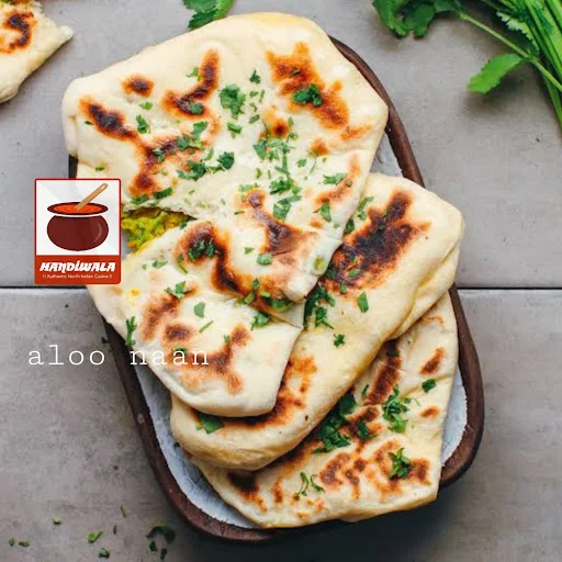 Aalu Stuffed Naan