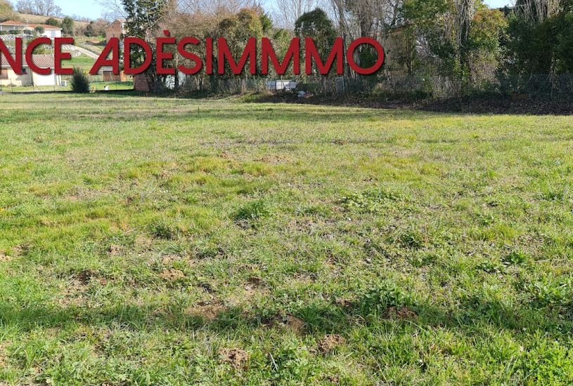  Vente Terrain à bâtir - 738m² à Saint-Sulpice-sur-Lèze (31410) 