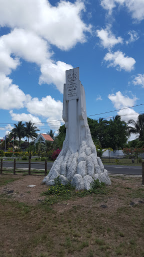 Samat Statue