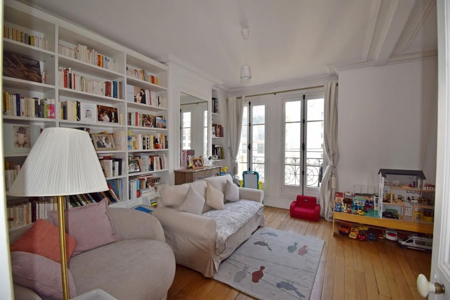 Vente appartement 4 pièces 83 m² à Paris 16ème (75016), 975 000 €