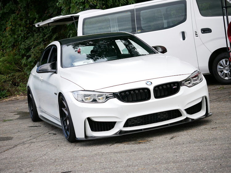 Q5のアウディ・左斜め前写真展・EURO Passion01・結局お尻好き😘・魅惑のEuroCarsに関するカスタム事例の投稿画像99枚目