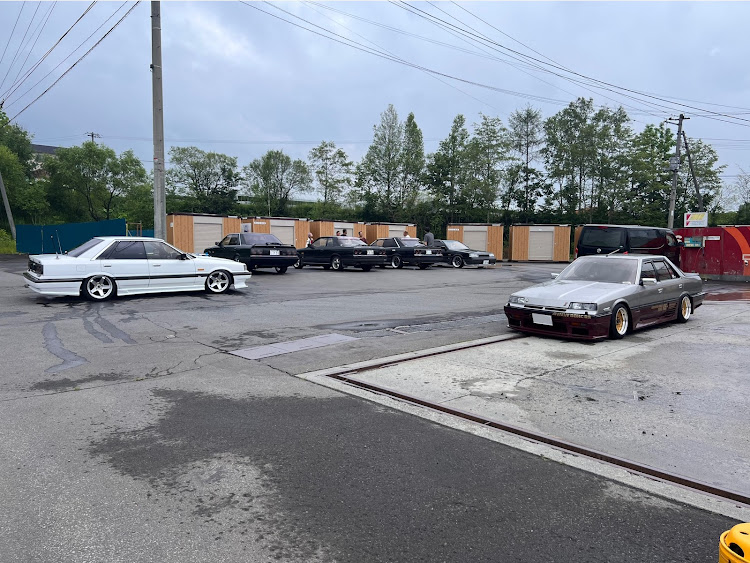 スカイラインのスカイライン・r31・ヒロモーター・曇り空と愛車・r30に関するカスタム事例の投稿画像2枚目