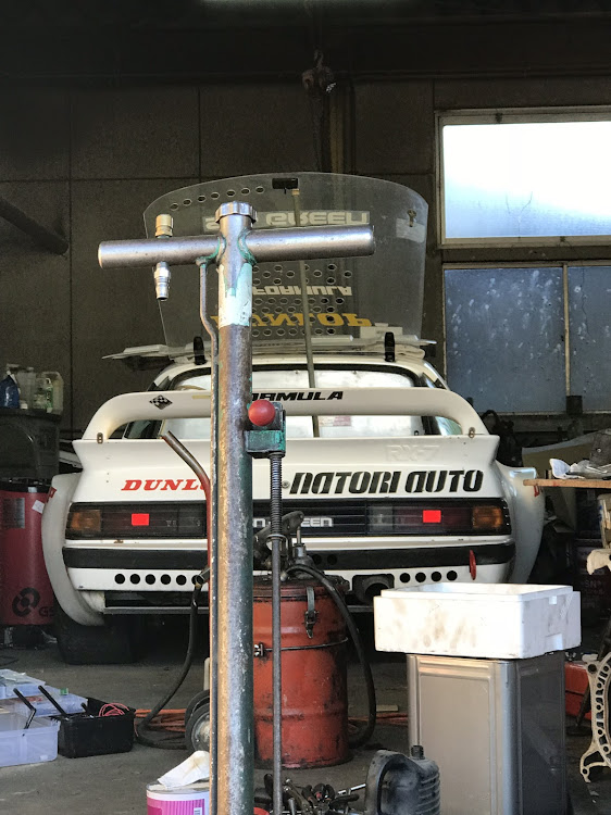 RX-7の現状確認・4日はイベント・FD3S・まだ入院中に関するカスタム事例の投稿画像3枚目