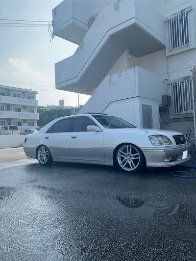 トヨタ クラウンアスリートを華麗にカスタム By きんたつ 09 03 台風のせいで朝から洗車して体力消耗してます笑 自分の車わいつ見てもカッコいいです笑 Cartune