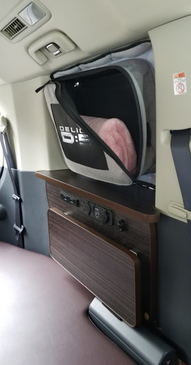 デリカD:5のDIY・収納増設計画に関するカスタム事例の投稿画像2枚目