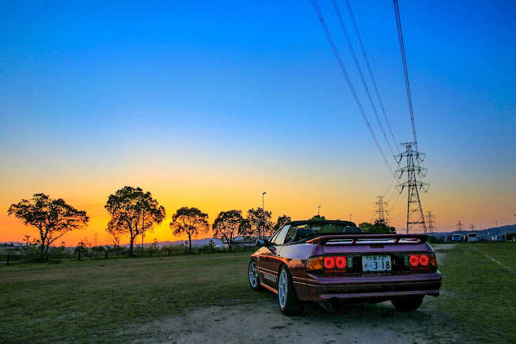 RX-7のピックアップチャレンジ・日曜日の夕焼け・FCのオシリスト❤️・リフレクション撮影に関するカスタム事例の投稿画像1枚目