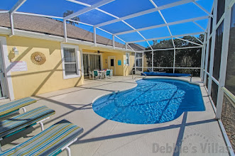 Handrail and easy access steps into the pool on Highlands Reserve