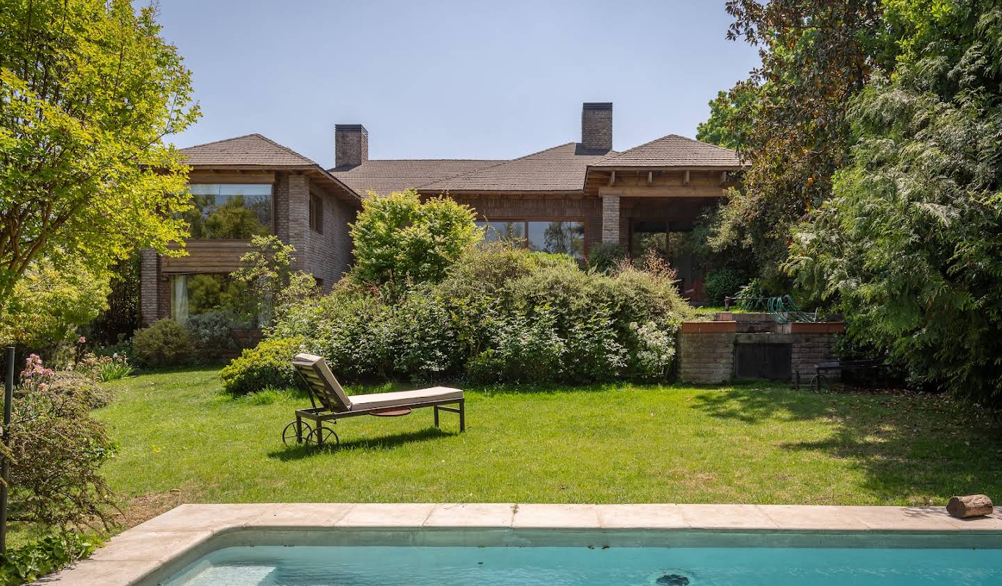 House with garden and terrace Lo Barnechea