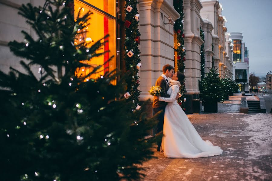 Fotografo di matrimoni Eva Valinurova (horo). Foto del 14 dicembre 2015