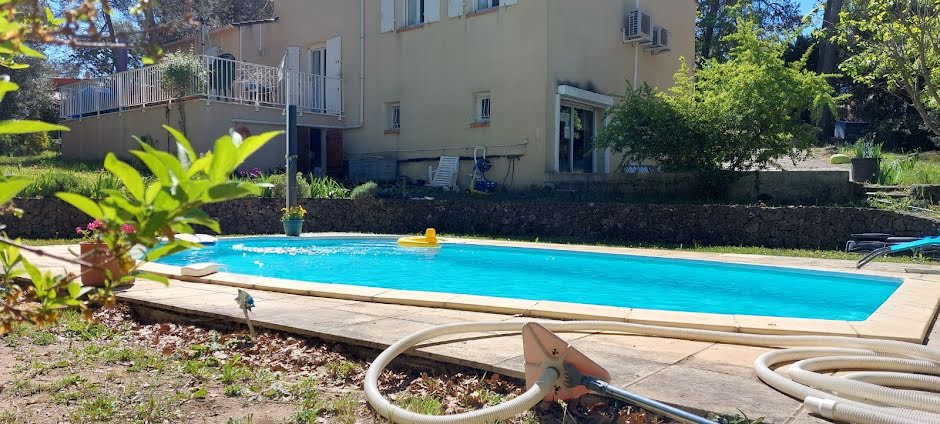 Vente villa   à Nans-les-Pins (83860), NaN €