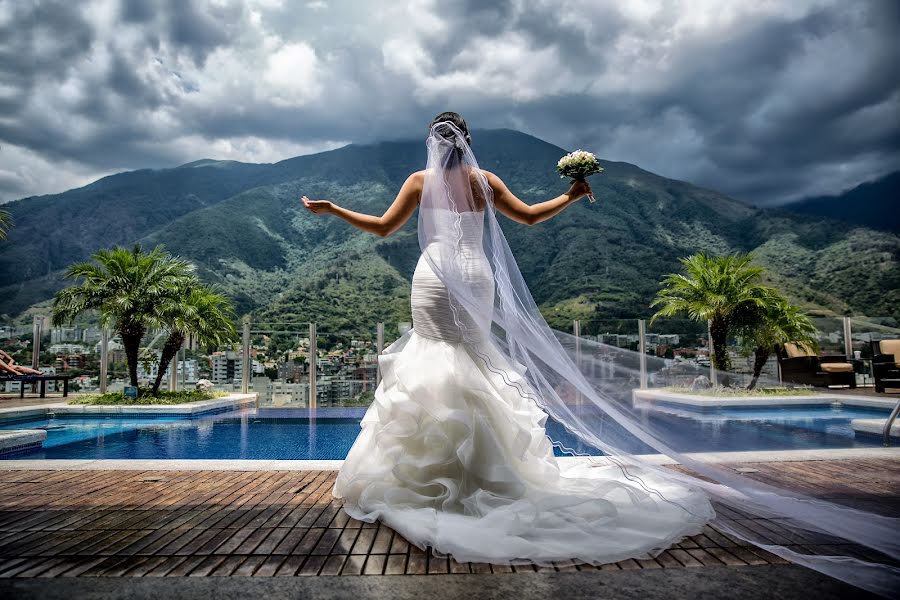 Svatební fotograf Carina Rodríguez (altoenfoque). Fotografie z 14.února 2018