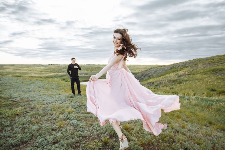 Fotógrafo de casamento Stas Levchenko (leva07). Foto de 16 de julho 2018