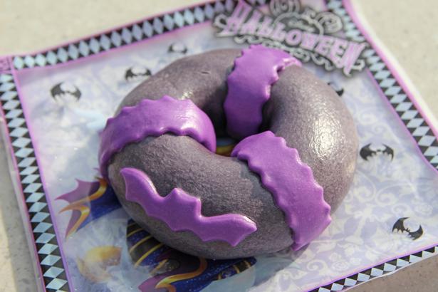 ディズニーシーの人気食べ歩きフードがハロウィーン仕様に変身 Trill トリル