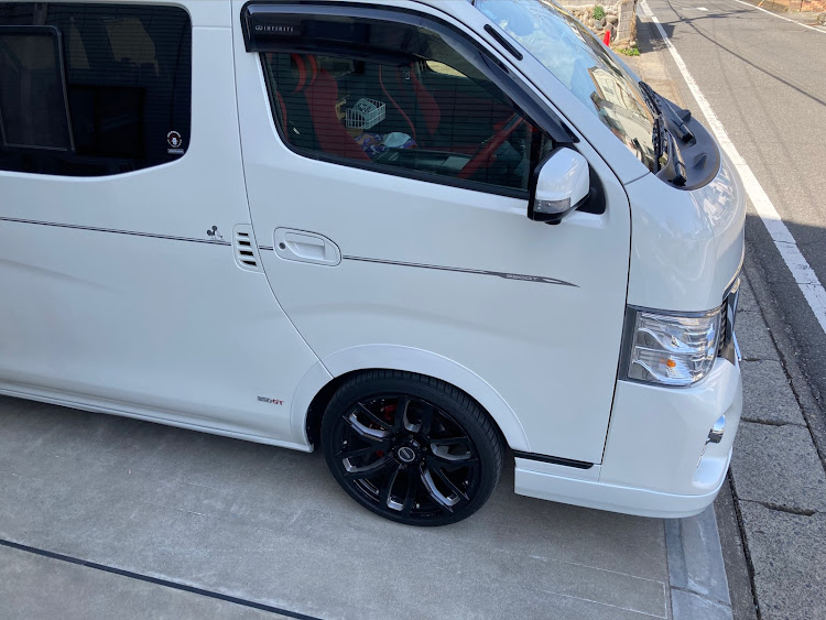 NV350キャラバンの🌸桜の開花が待ち遠しい今日此頃・🚐🐽ナゴさん号2F・3Fから📸・🚐🐽ナゴさん2号🛞ホイール交換🔧・🚐🐽ナゴさん号擬似🚁空撮😜・🌲花粉と🇨🇳黄砂で😵‍💫めまいするに関するカスタム事例の投稿画像3枚目