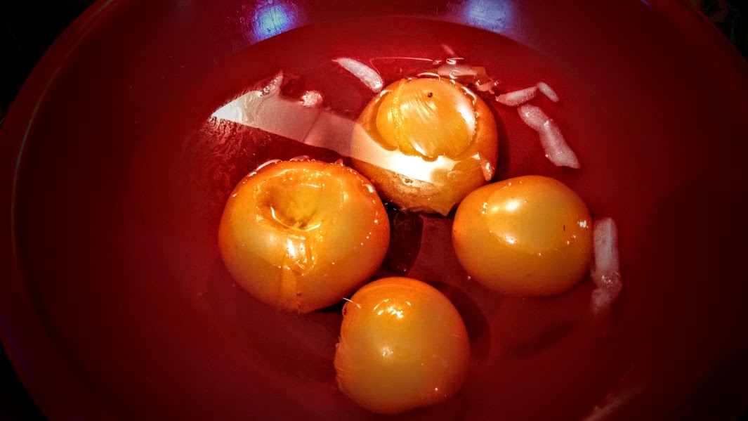 My prettiful orange tomatoes pre-salsa!