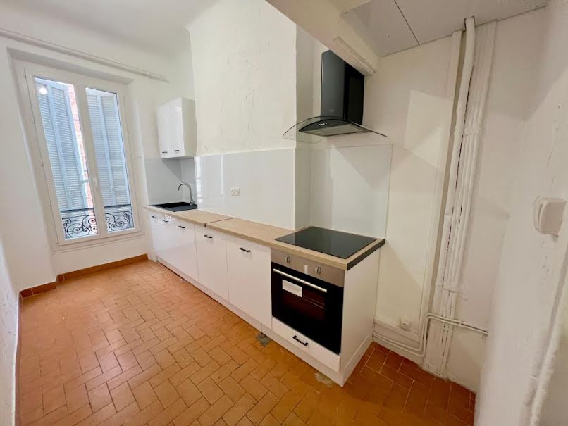 Location  appartement 2 pièces 41 m² à Marseille 2ème (13002), 720 €
