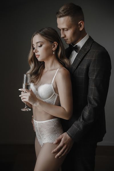 Jurufoto perkahwinan Roman Polyanin (photoroman). Foto pada 9 Ogos 2020