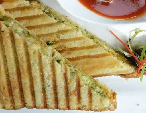 Veg Butter Grilled Sandwich [2 Pieces]