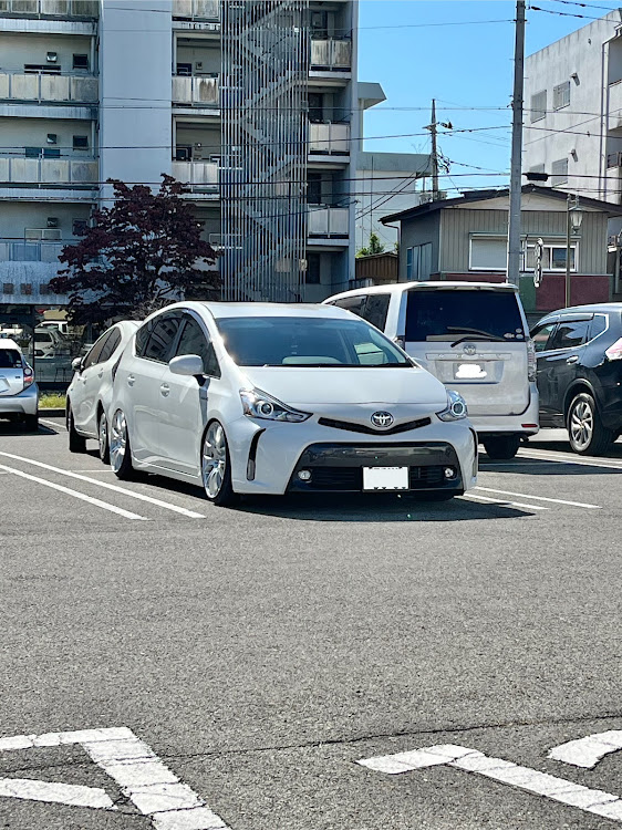 プリウスαのサイバーX・CL902XS・オーディオ・平日休み最高！・有給消化に関するカスタム事例の投稿画像1枚目