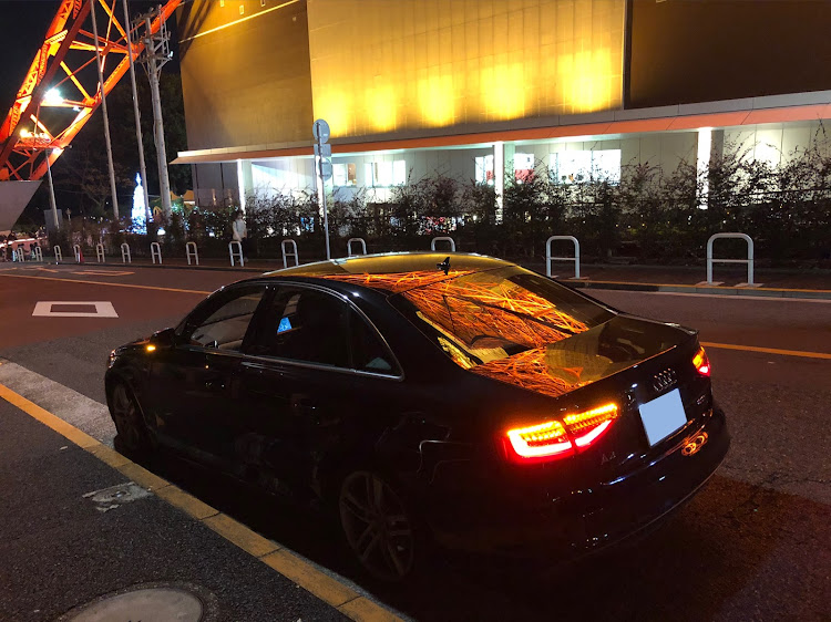 A4の東京タワーとコラボ・150,000Kmに関するカスタム事例の投稿画像1枚目