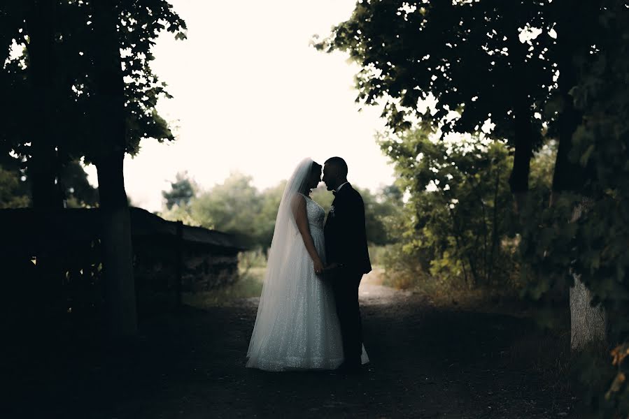 Fotografo di matrimoni Victor Minzararu (victorminzararu). Foto del 5 novembre 2023