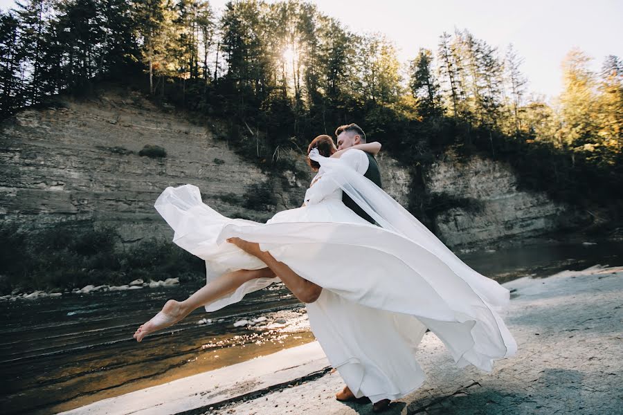 Fotógrafo de bodas Oksana Zakharchuk (youllow). Foto del 18 de diciembre 2017