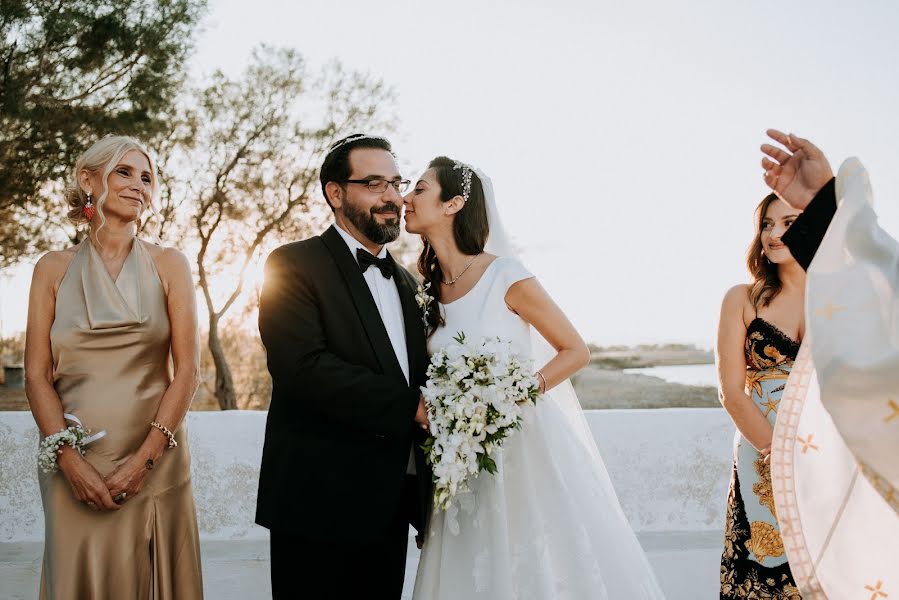 Wedding photographer Spyros Karvounis (spyroskarvounis). Photo of 14 October 2020