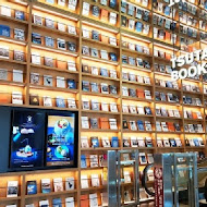 蔦屋書店 Tsutaya Bookstore(台中市政店)