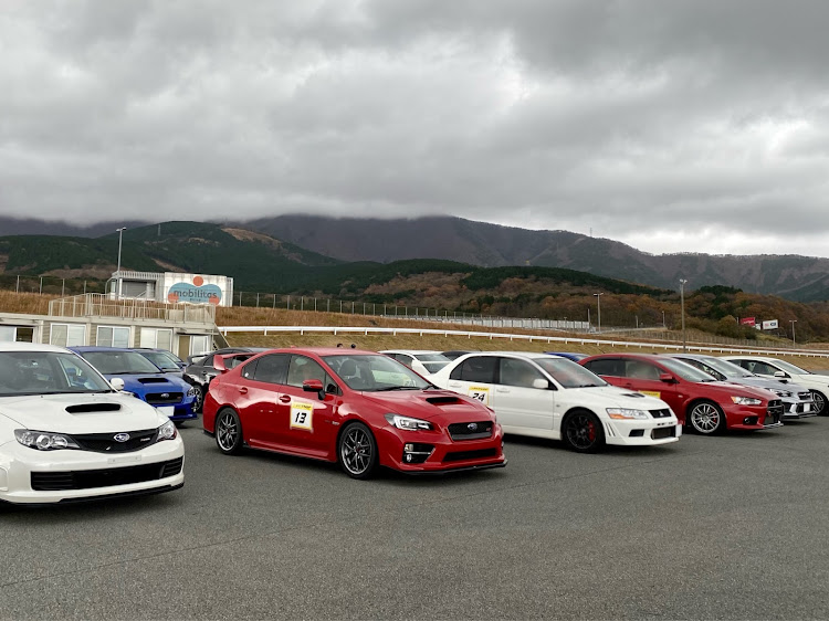 WRX STIの2L Turbo 4WD レッスン・FSW・パイロンスラローム・ゼロカウンターに関するカスタム事例の投稿画像1枚目