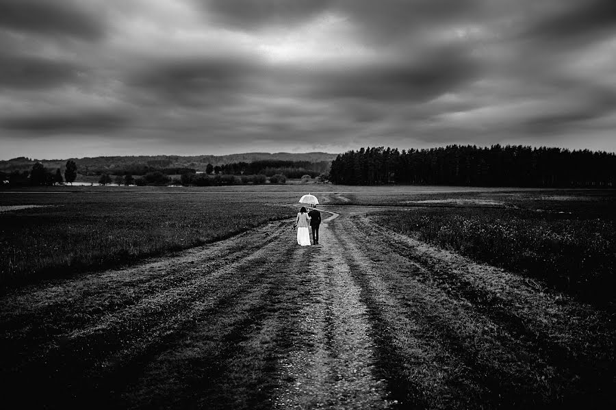 Fotografer pernikahan Emilija Lyg Sapne (lygsapne). Foto tanggal 3 Oktober 2022