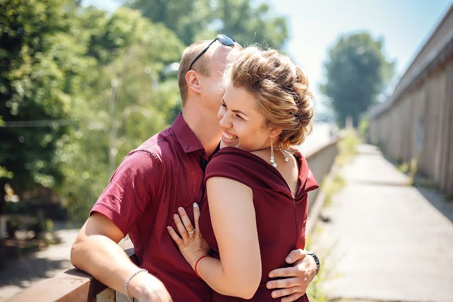 Fotógrafo de casamento Artem Golik (artemgolik). Foto de 7 de junho 2018