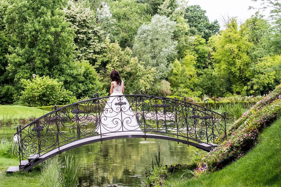 Hochzeitsfotograf Aurel Melinescu (infocuscraiova). Foto vom 25. März 2018