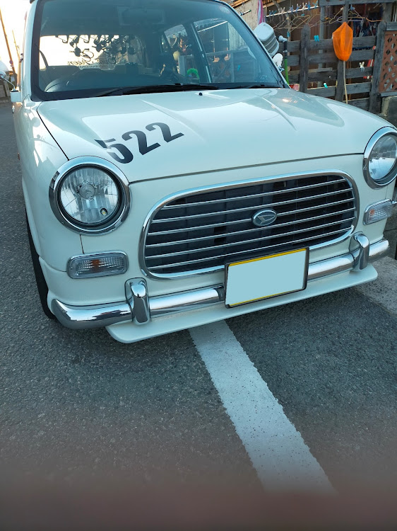 ミラジーノの522さんが投稿したカスタム事例の投稿画像1枚目