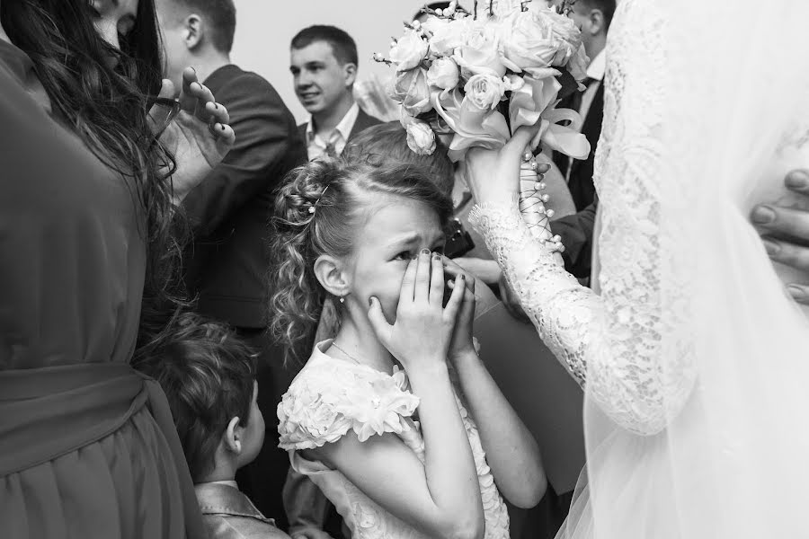 Wedding photographer Vasiliy Baturin (thebat). Photo of 22 November 2016