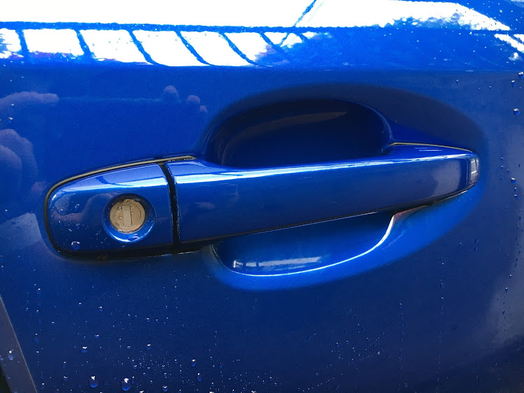 WRX STIのドアハンドル・WRX STI・VAB・ドアハンドルプロテクターに関するカスタム事例の投稿画像3枚目