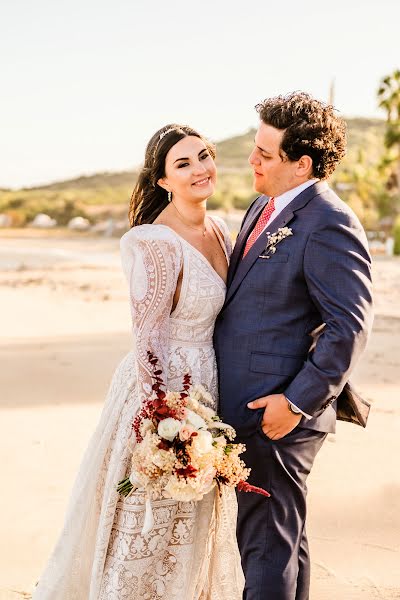 Fotógrafo de casamento Oswaldo Lieras (oswaldolieras). Foto de 15 de setembro 2023