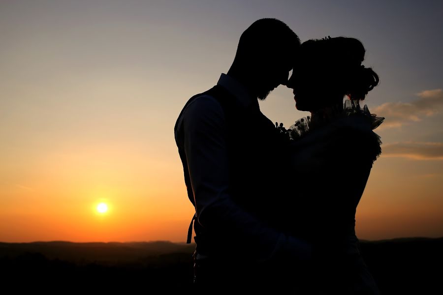 Fotografo di matrimoni Attila Busák (busk). Foto del 24 maggio 2019