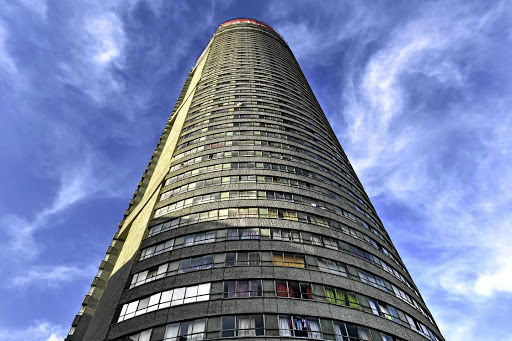 Ponte City has a maximum capacity of 2,500 people.