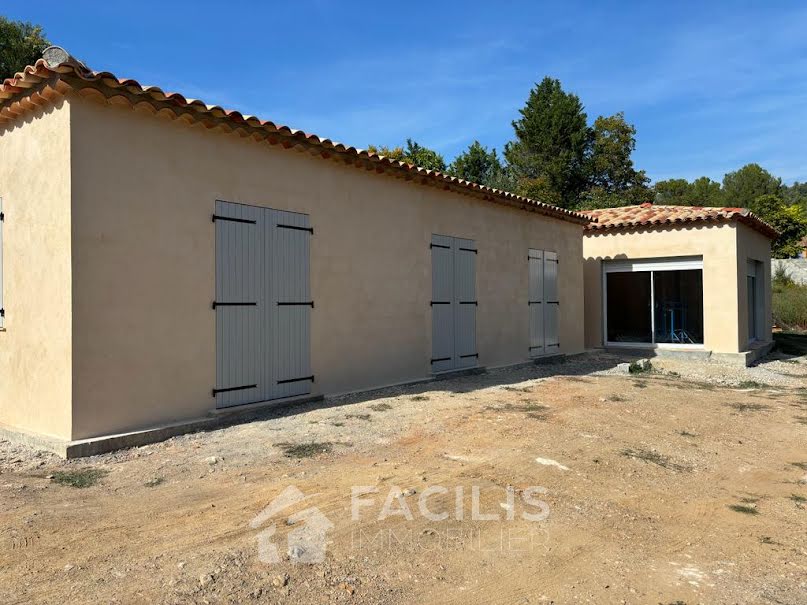 Vente villa 4 pièces 112 m² à Villecroze (83690), 325 000 €