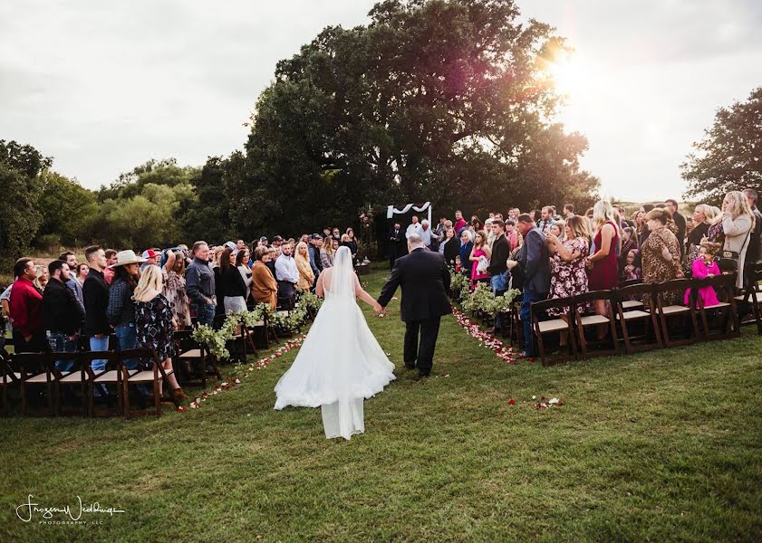 Fotograf ślubny Lisa Vernon-Bowles (lisavernonbowl). Zdjęcie z 30 grudnia 2019